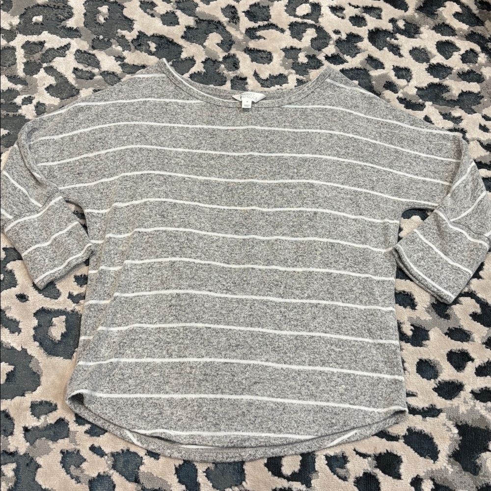 Market & Spruce Gray and White Striped Sweater